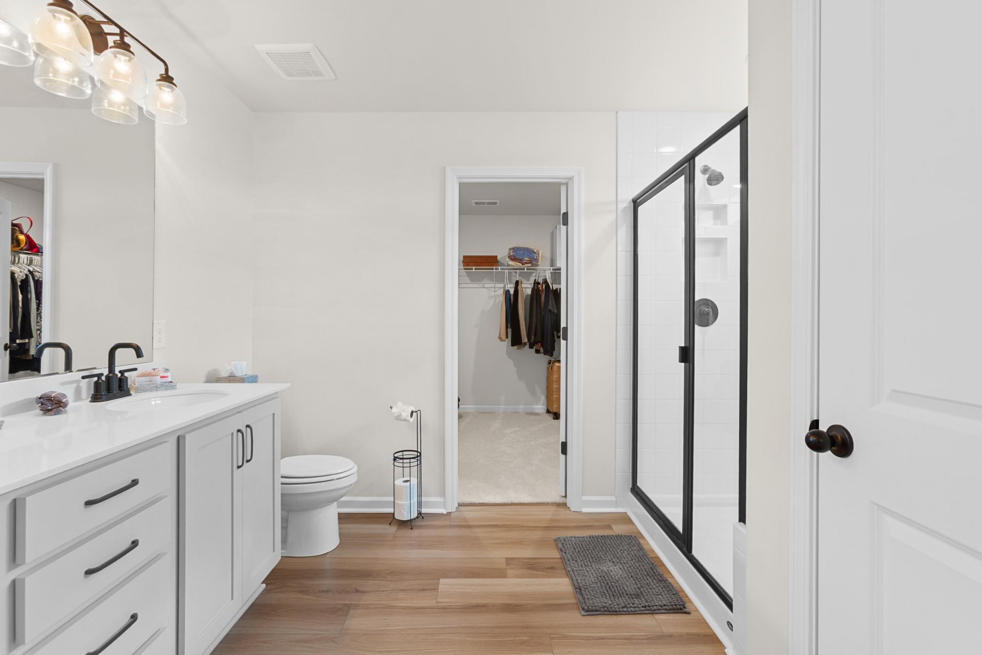 313 Lucca Drive Photo 17