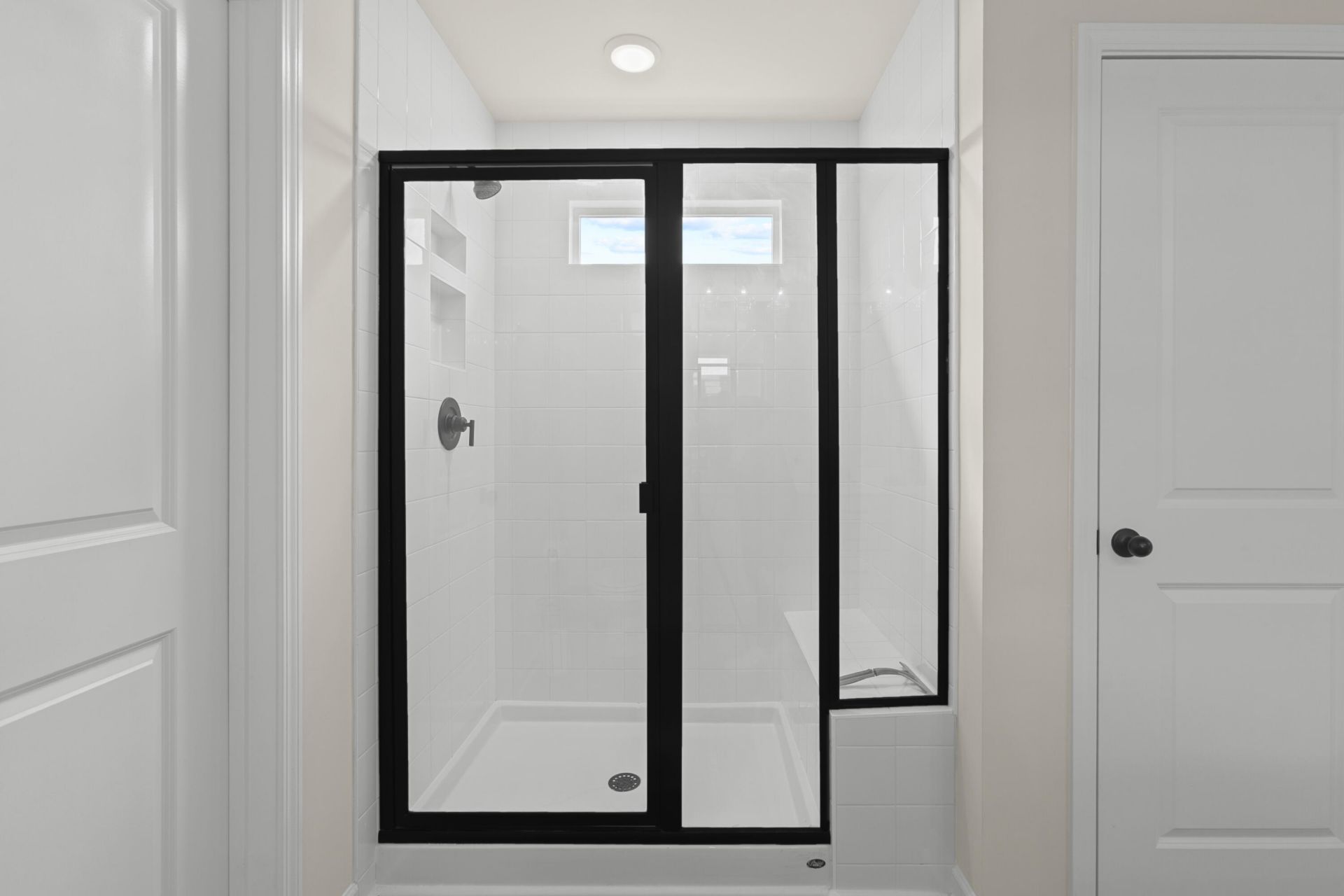 313 Lucca Drive Photo 18