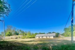 174 Harry C Raysor Drive photo 4