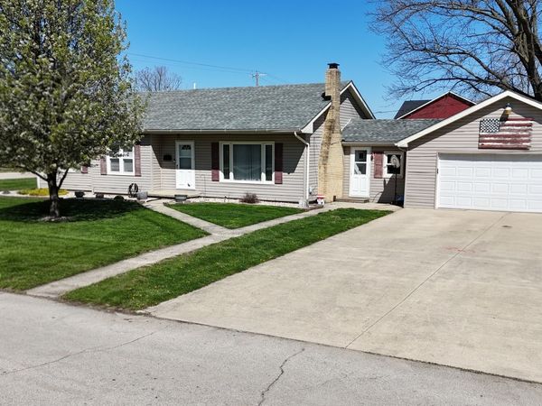 900 N J Street, Elwood, IN 46036