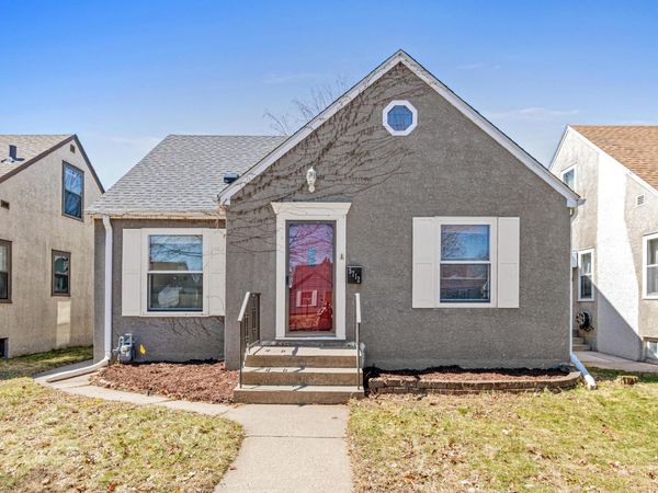 5712 25th Avenue S, Minneapolis, MN 55417