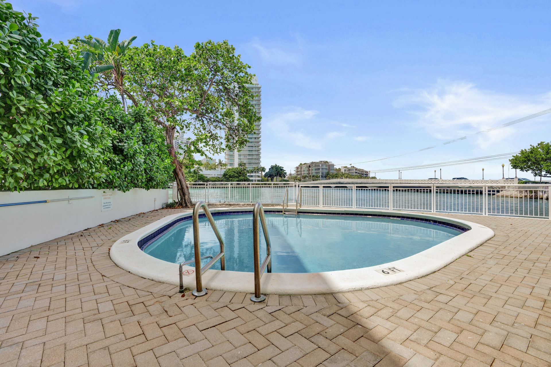 1670 Lincoln Court, Unit 3b, Miami Beach, FL 33139 Photo