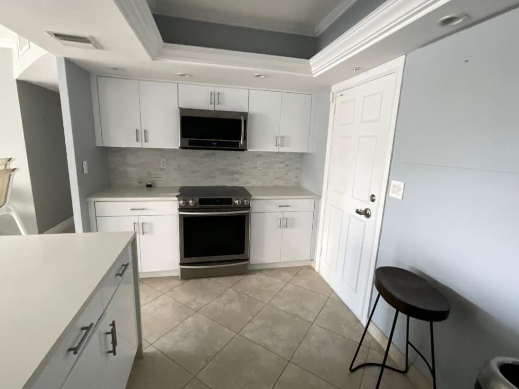 3200 NE 36 Street Ne, Unit 512a, Fort Lauderdale, FL 33308 Photo