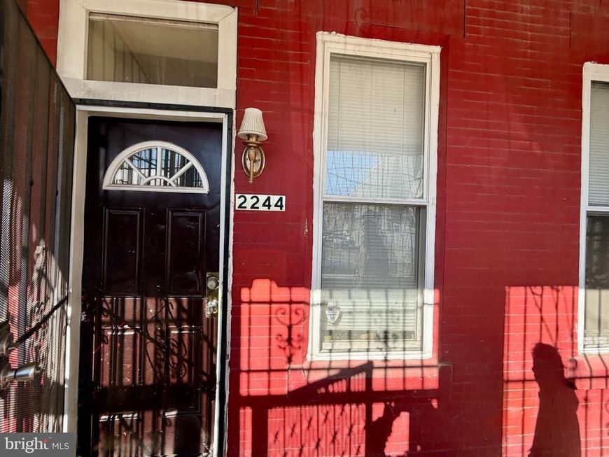 2244 N 12th Street, Philadelphia, PA 19133 Main Photo