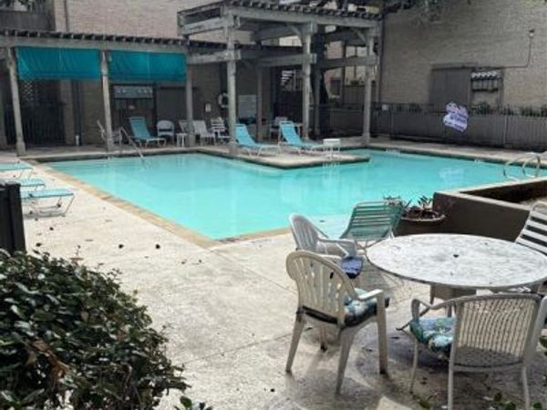 10440 High Hollows Drive, Unit 146, Dallas, TX 75230