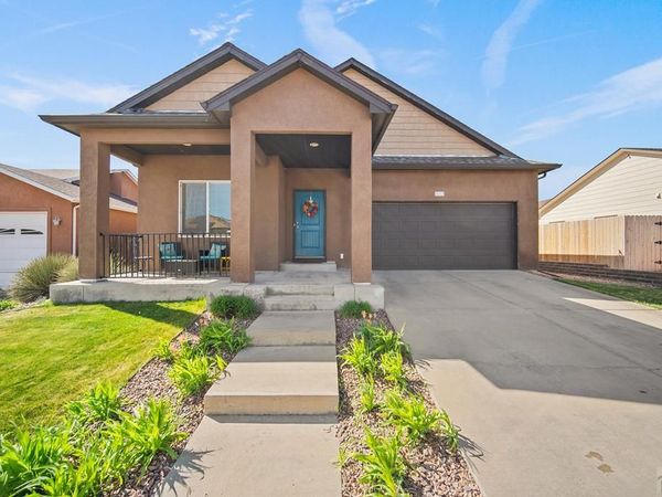 3012 Prairie Hawk, Pueblo, CO 81005