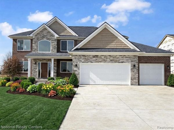 53170 Woodland Meadows, Chesterfield Twp, MI 48047