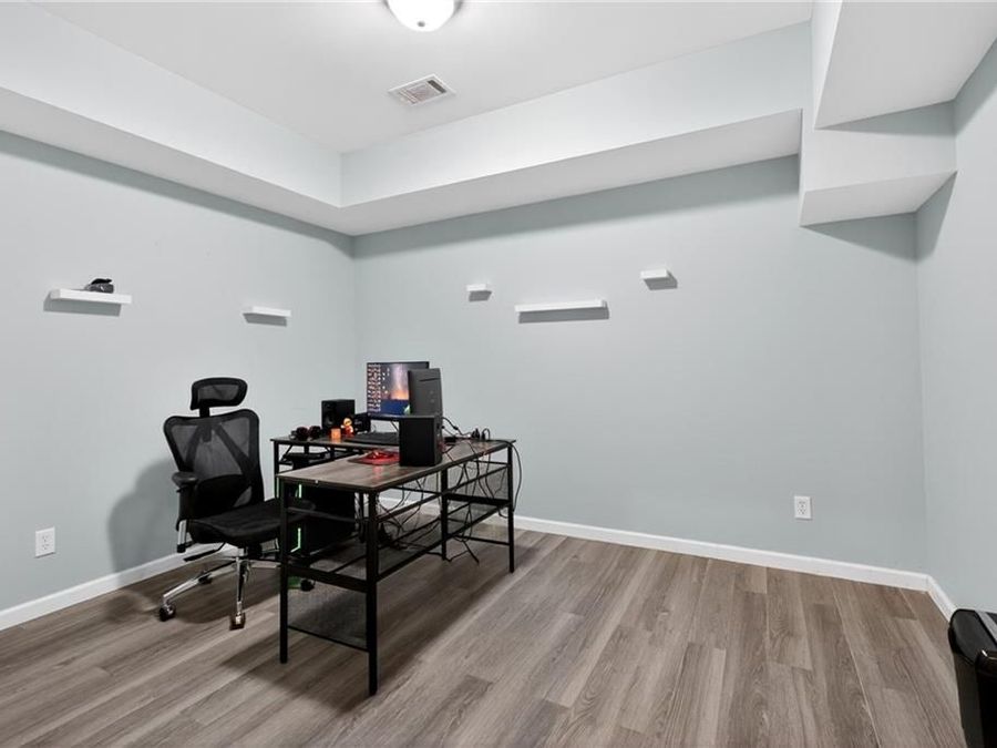 Property Image 37