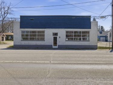 219 E Buffalo Street, New Buffalo, MI 49117