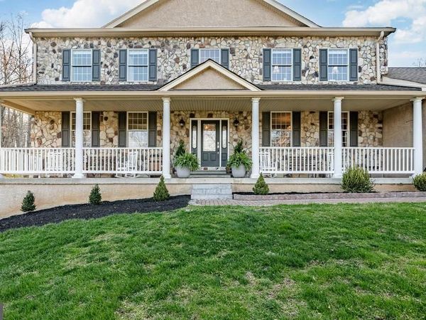 108 BAVINGTON ROAD, PERKIOMENVILLE, PA 18074