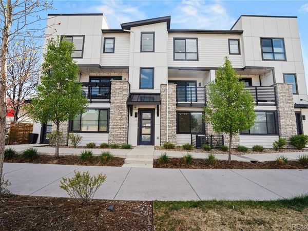 1976 S Holly Street, Unit 2, Denver, CO 80222