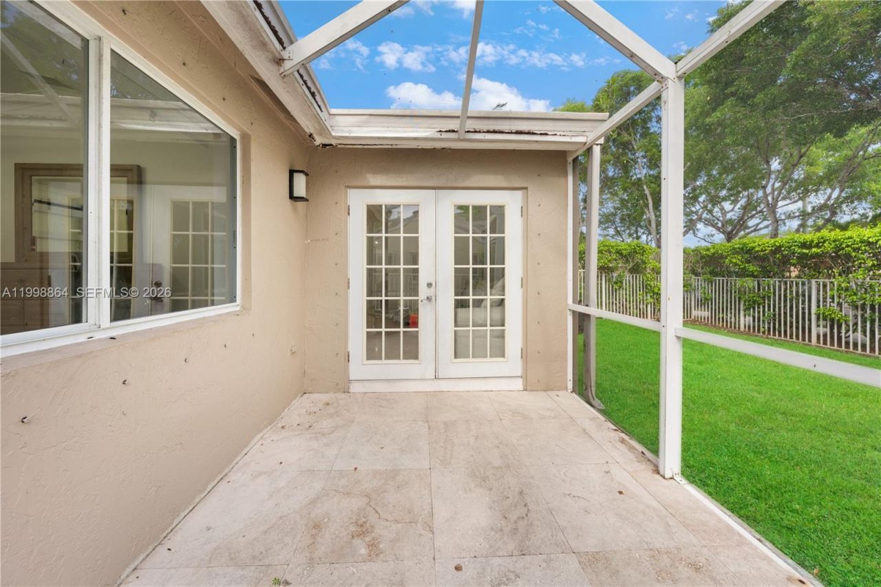 4361 Mahogany Ridge Dr, Weston, FL 33331 Photo