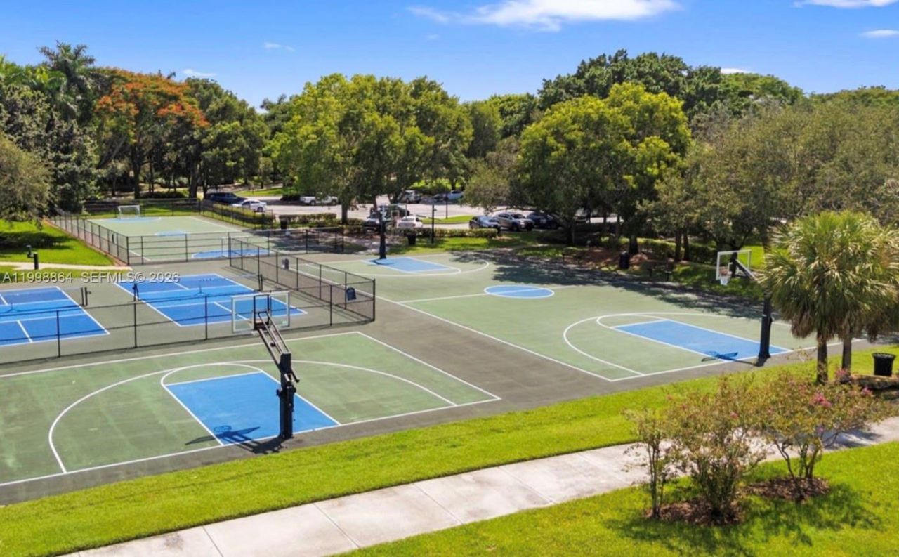 4361 Mahogany Ridge Dr, Weston, FL 33331 Photo