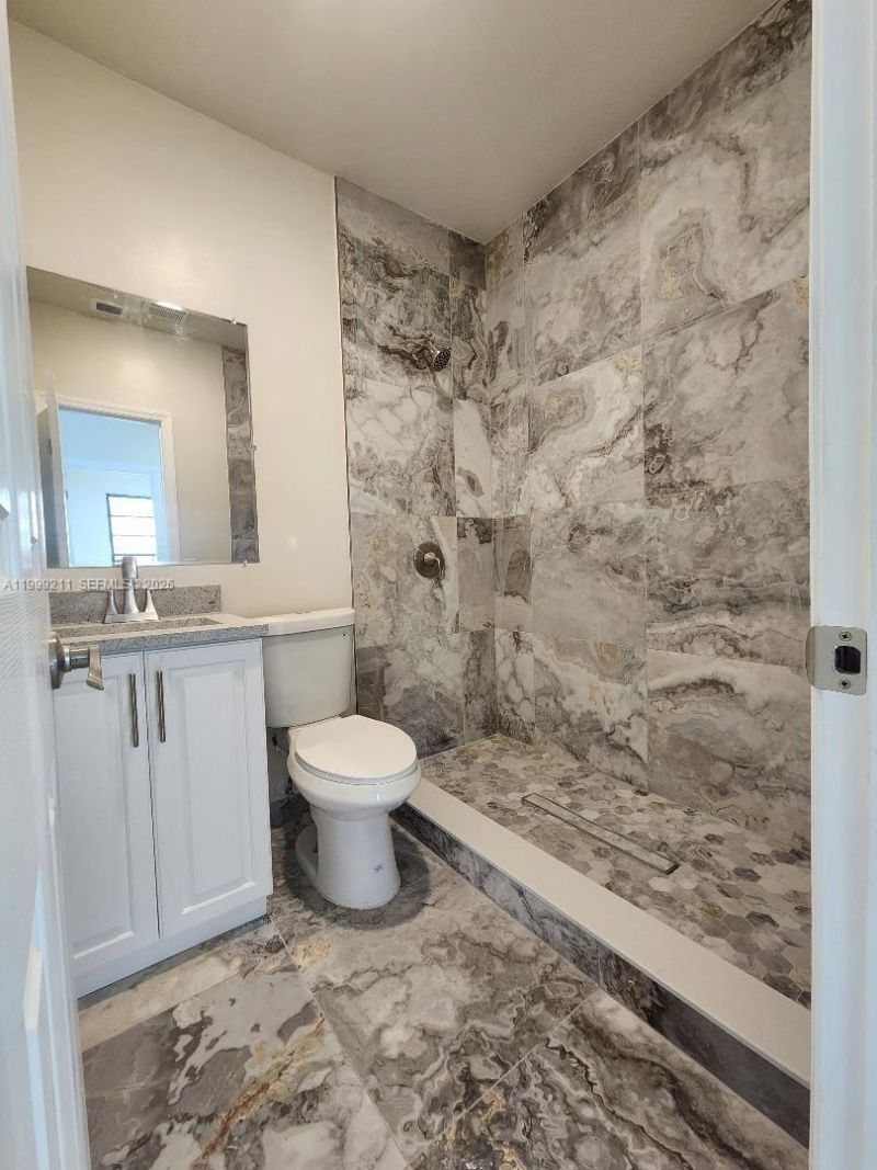 7750 NW 14th Pl, Miami, FL 33147 Photo