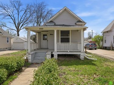 4919 Leighton Avenue, Lincoln, NE 68504