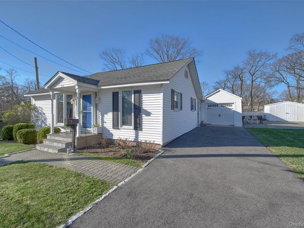 22 Ridgeland Terrace, Rye, NY 10580