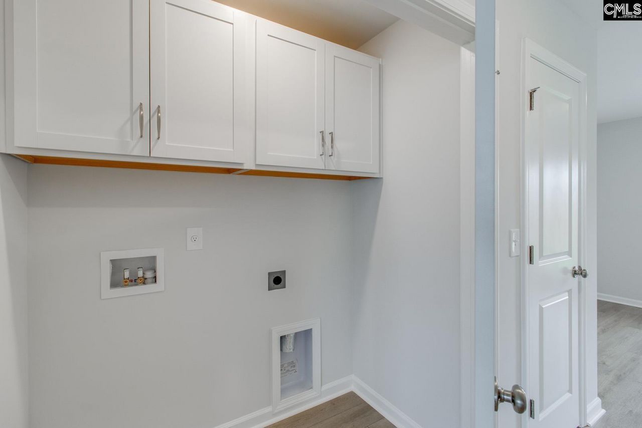 3044 Harborview Drive Photo 13