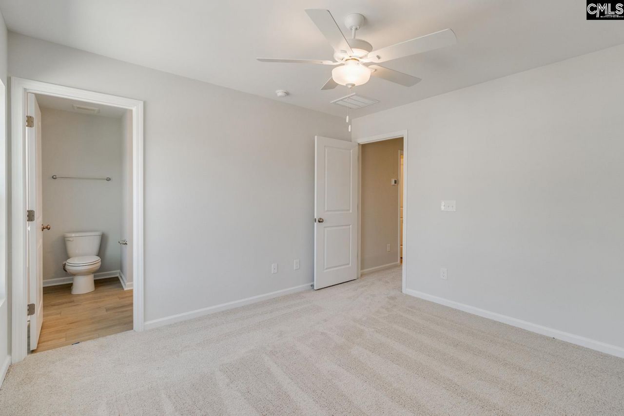 3044 Harborview Drive Photo 14