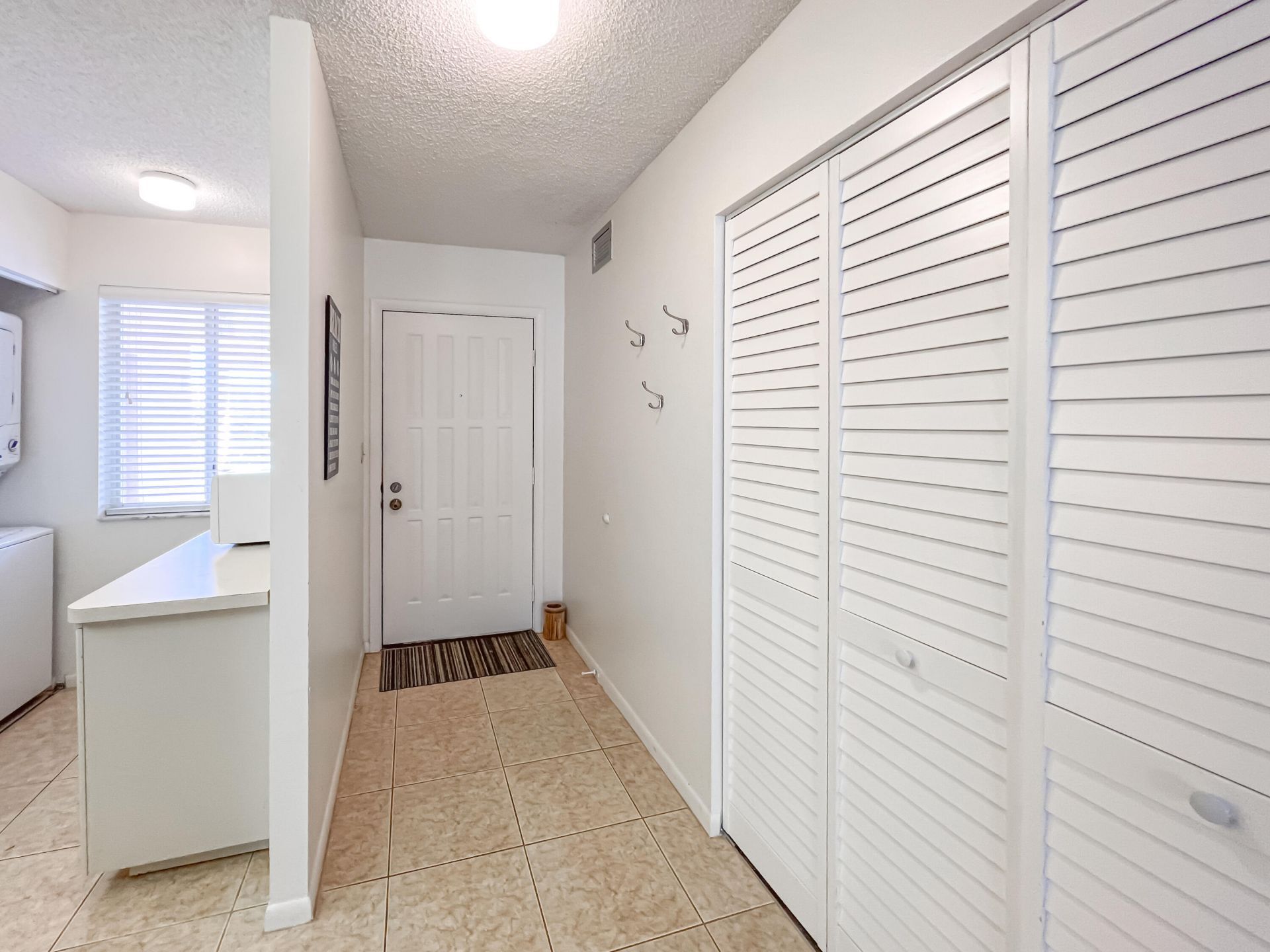 353 S Us Highway 1, Unit B309, Jupiter, FL 33477 Photo