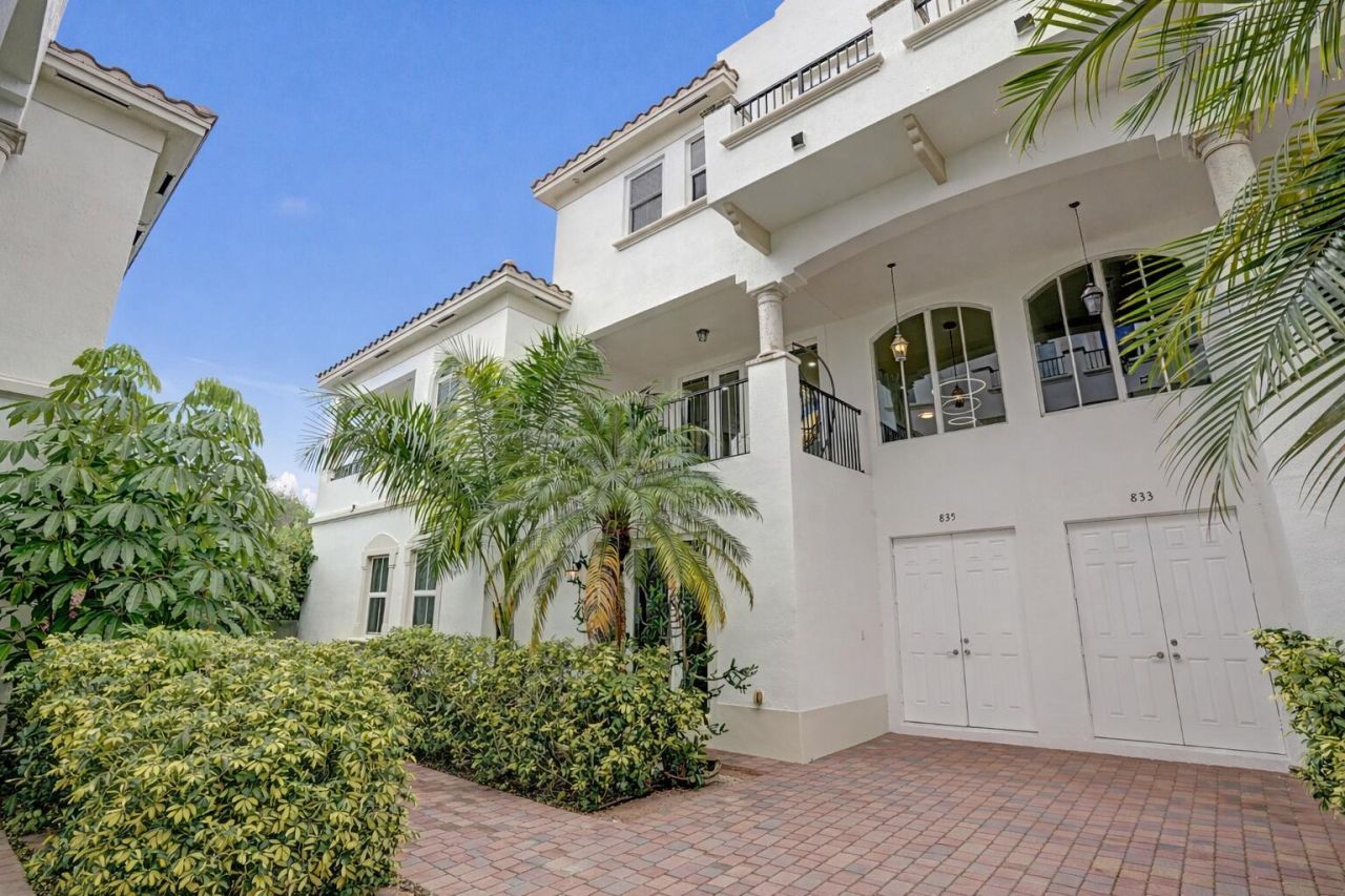 835 NE 16th Terrace, Fort Lauderdale, FL 33304 Photo