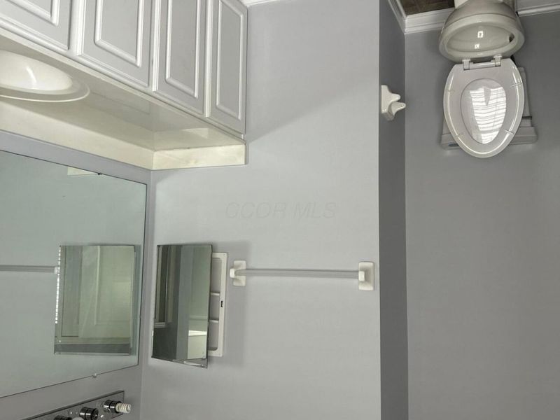 8668 Brenstuhl Park Drive, Blacklick, OH 43004 Photo 23