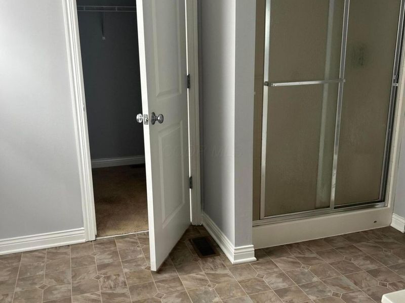 8668 Brenstuhl Park Drive, Blacklick, OH 43004 Photo 24