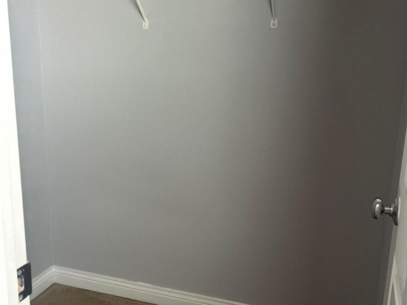 8668 Brenstuhl Park Drive, Blacklick, OH 43004 Photo 28