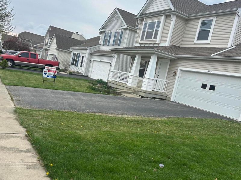 8668 Brenstuhl Park Drive, Blacklick, OH 43004 Photo 6