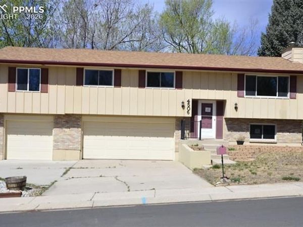 4506 Ranch Circle, Colorado Springs, CO 80919