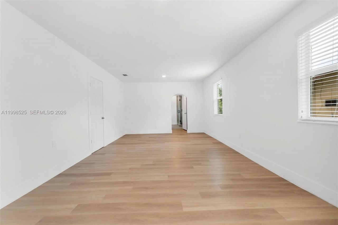 1428 NW 97th St, Miami, FL 33147 Photo