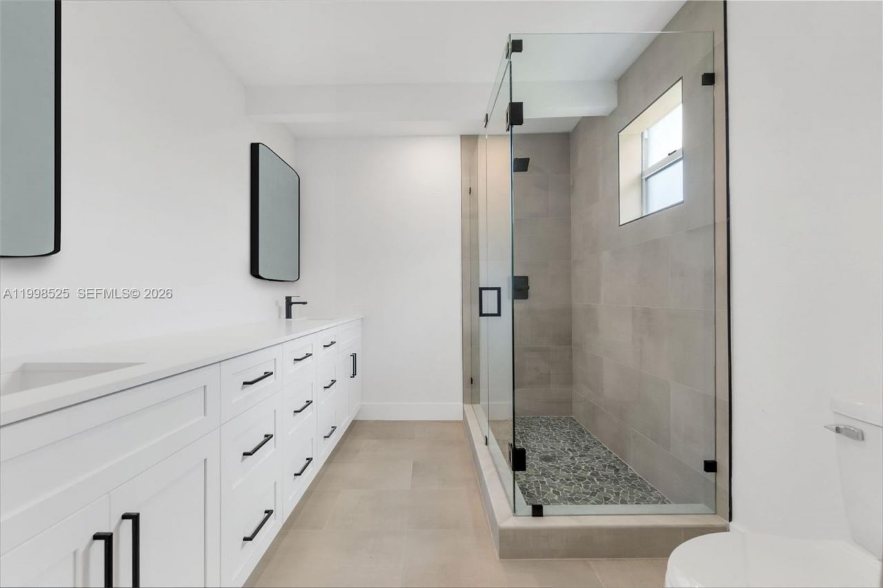 1428 NW 97th St, Miami, FL 33147 Photo