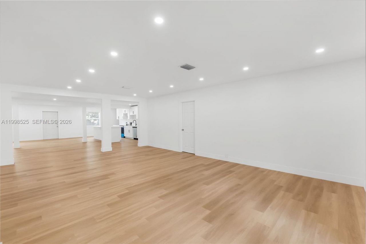 1428 NW 97th St, Miami, FL 33147 Photo