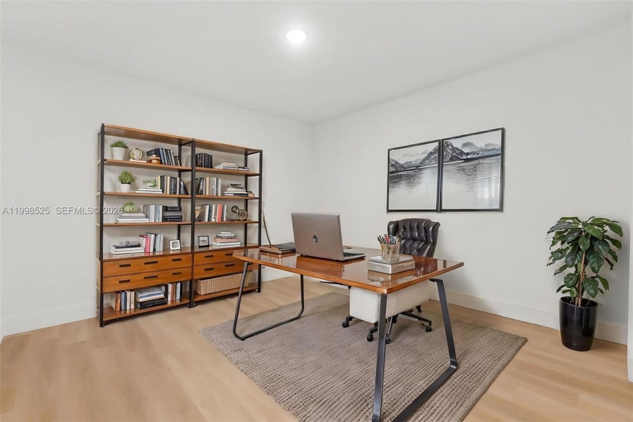 1428 NW 97th St, Miami, FL 33147 Photo