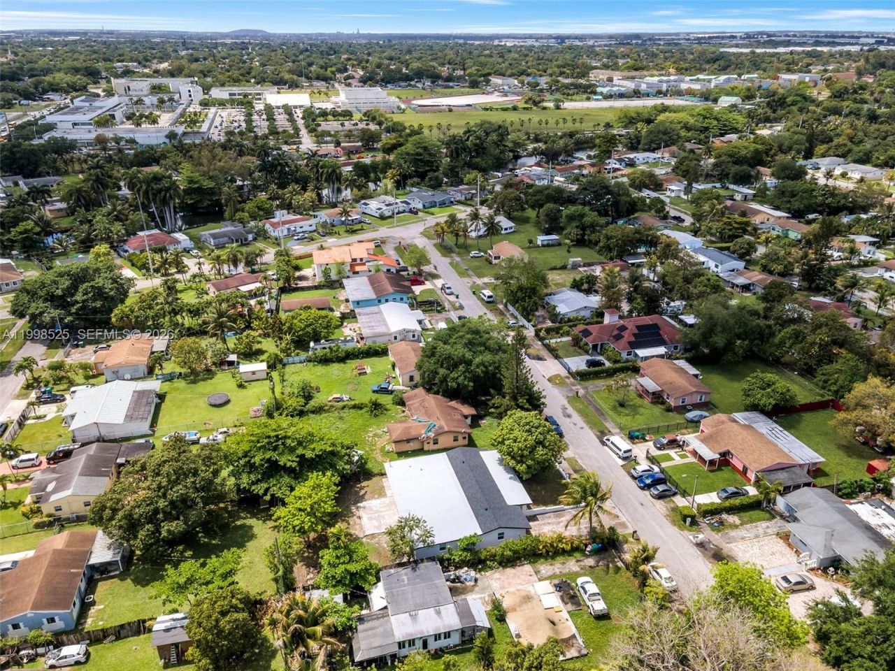 1428 NW 97th St, Miami, FL 33147 Photo