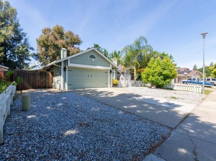 8248 Sunbird Way, Sacramento, CA 95823 Photo