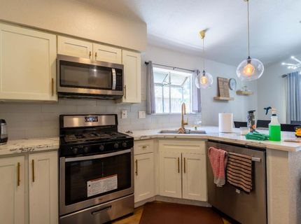 8248 Sunbird Way, Sacramento, CA 95823 Photo