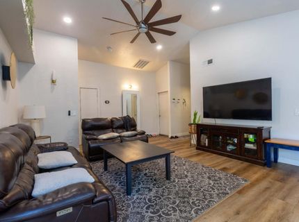 8248 Sunbird Way, Sacramento, CA 95823 Photo