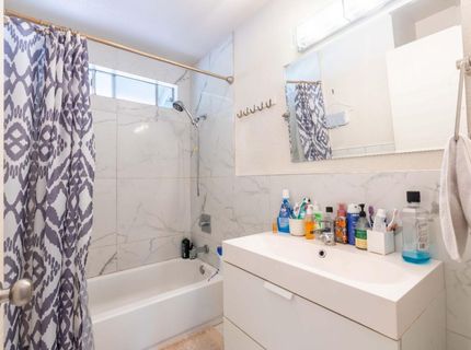 8248 Sunbird Way, Sacramento, CA 95823 Photo