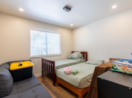 8248 Sunbird Way, Sacramento, CA 95823 Photo