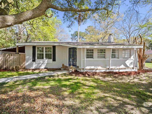 2214 S Hillwood Drive, Mobile, AL 36605