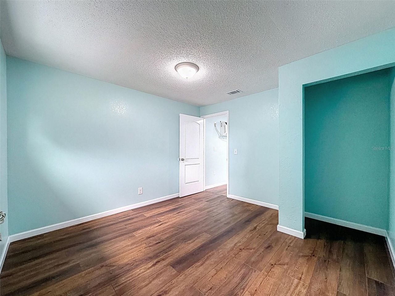 5063 Walnut Circle E, Lakeland, FL 33810 Photo