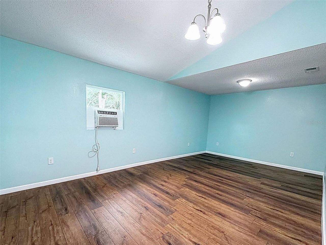 5063 Walnut Circle E, Lakeland, FL 33810 Photo