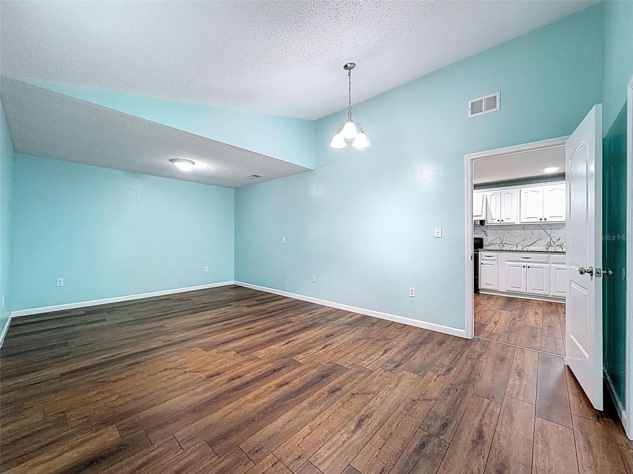 5063 Walnut Circle E, Lakeland, FL 33810 Photo