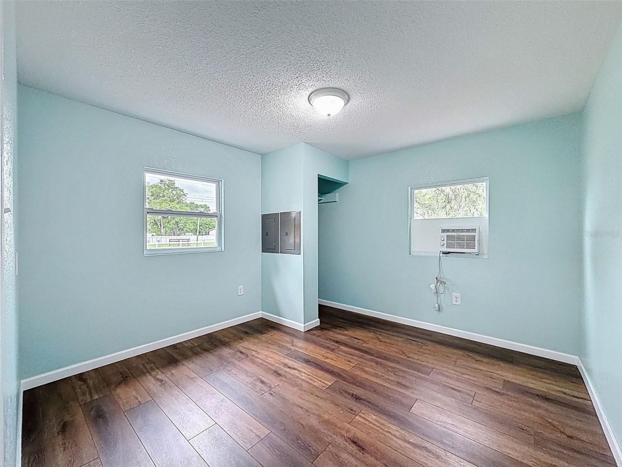 5063 Walnut Circle E, Lakeland, FL 33810 Photo