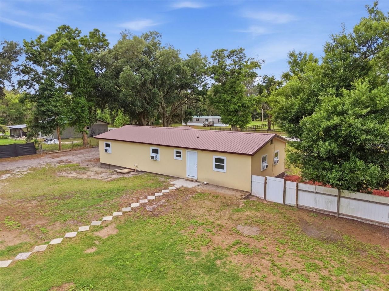 5063 Walnut Circle E, Lakeland, FL 33810 Photo