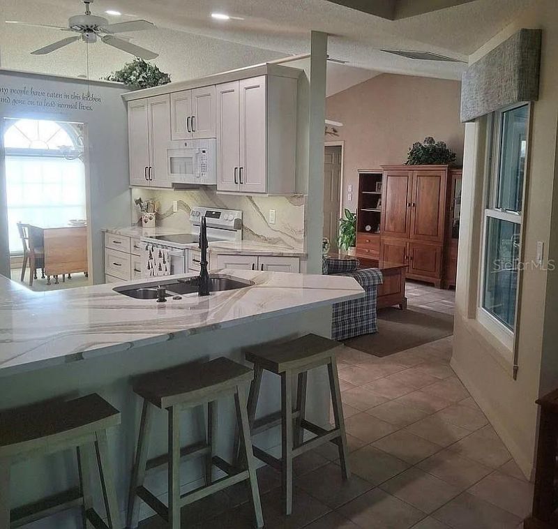 3530 Crystal Lakes Court , Sarasota, FL 34235 Photo