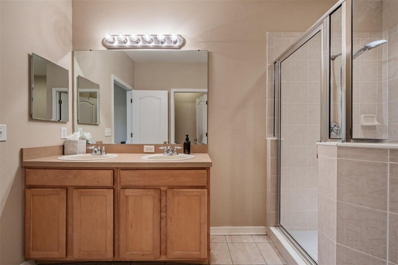 9904 Palermo Breeze Way , Tampa, FL 33619 Photo