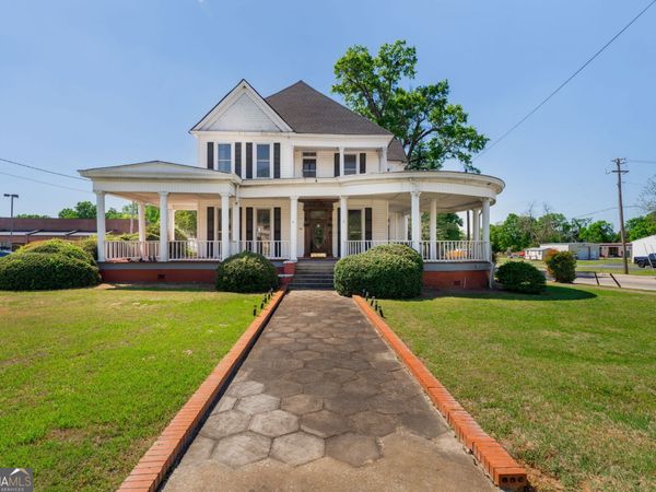 302 S Harris Street, Sandersville, GA 31082
