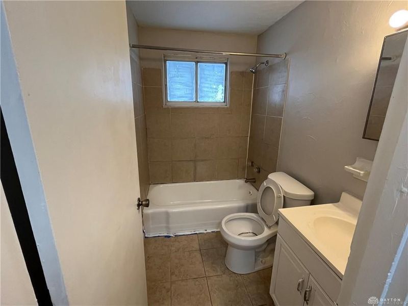 445 Hunter Avenue, Dayton, OH 45404 Photo 12