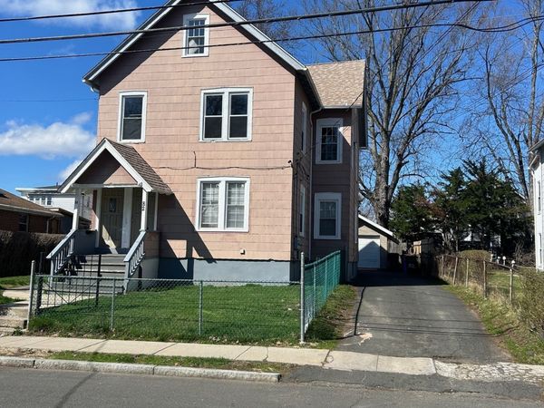 82-84 Glendale , Hartford, CT 06106